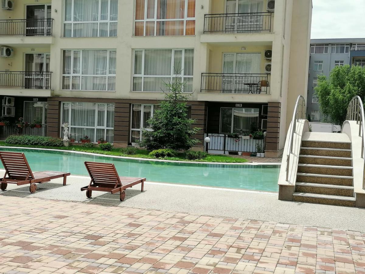 Cozy Studio With Pool In סאני ביץ' מראה חיצוני תמונה